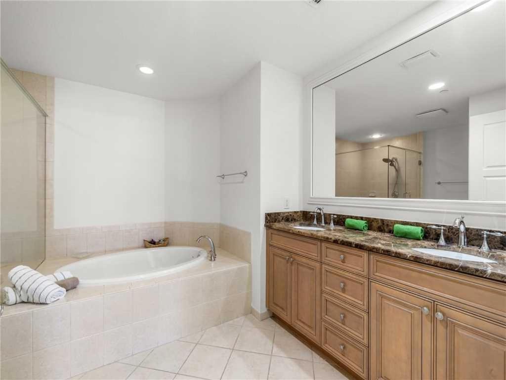 Sand Pearl 1406, 2 Bedrooms, Diamond Rated, Pool, Gym, Sleeps 6 Clearwater Beach Exterior foto